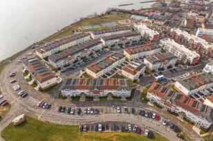 114 Beacon Ln, Bronx, NY 10473 - Photo 30