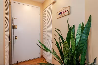 185 W Park Avenue #209, Long Beach, NY 11561 - Photo 4