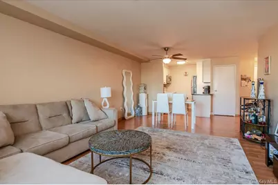 185 W Park Avenue #209, Long Beach, NY 11561 - Photo 8