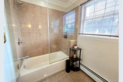 21 Durham Place, Lake Grove, NY 11755 - Photo 36