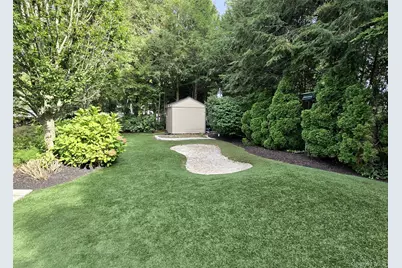 21 Durham Place, Lake Grove, NY 11755 - Photo 14