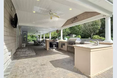 21 Durham Place, Lake Grove, NY 11755 - Photo 10