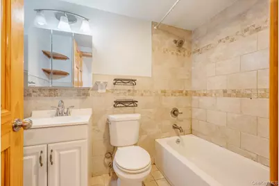 21-05 33rd Avenue, Astoria, NY 11106 - Photo 8