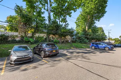 16 Terrace Circle #14C, Great Neck, NY 11021 - Photo 8