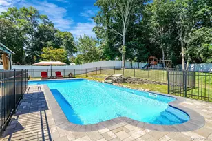 77 Woodland Rd, Miller Place, NY 11764 - Photo 28