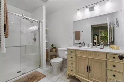 101 Plymouth Avenue, Patchogue, NY 11772 - Photo 14