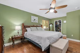 101 Plymouth Ave, Patchogue, NY 11772 - Photo 12