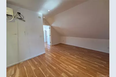 65-19 Dieterle Crescent, Rego Park, NY 11374 - Photo 14