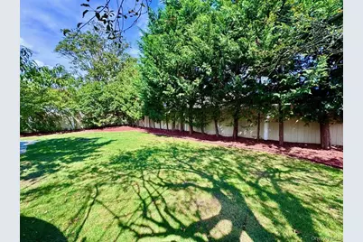 62 Walnut Road, Inwood, NY 11096 - Photo 4