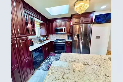 62 Walnut Road, Inwood, NY 11096 - Photo 10