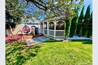 62 Walnut Road, Inwood, NY 11096 - Photo 6