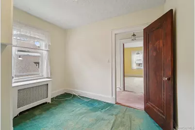 115 Morsemere Avenue, Yonkers, NY 10703 - Photo 24