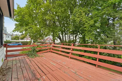 115 Morsemere Avenue, Yonkers, NY 10703 - Photo 40