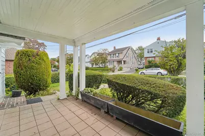 115 Morsemere Avenue, Yonkers, NY 10703 - Photo 2