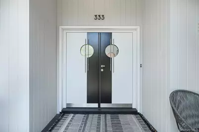 333 Roe Avenue, Patchogue, NY 11772 - Photo 38