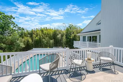 333 Roe Avenue, Patchogue, NY 11772 - Photo 34