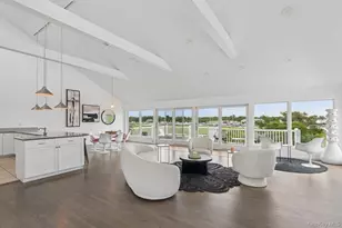 333 Roe Ave, Patchogue, NY 11772 - Photo 4