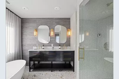 333 Roe Avenue, Patchogue, NY 11772 - Photo 16