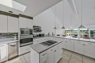 333 Roe Ave, Patchogue, NY 11772 - Photo 12
