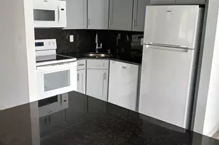 4 Mercury Ave, Patchogue, NY 11772 - Photo 4