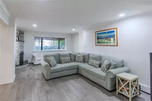 166 Cedar Ct, Copiague, NY 11726 - Photo 4