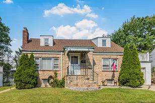 41 Maple Pl, Yonkers, NY 10704 - Photo 2