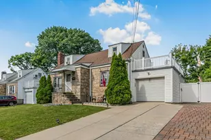 41 Maple Pl, Yonkers, NY 10704 - Photo 4