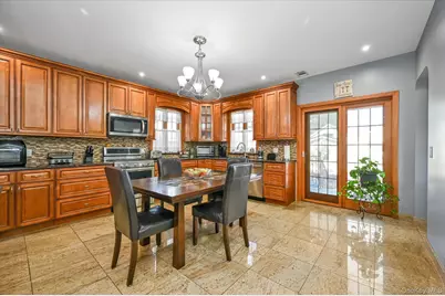 14915 11th Avenue, Whitestone, NY 11357 - Photo 6