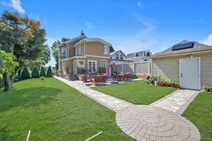 149-15 11th Ave, Whitestone, NY 11357 - Photo 24