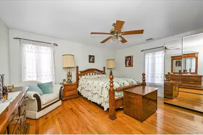 14915 11th Avenue, Whitestone, NY 11357 - Photo 12