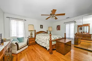 149-15 11th Ave, Whitestone, NY 11357 - Photo 12