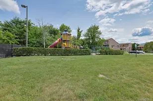 9 Spruce Ct, Fishkill, NY 12524 - Photo 32