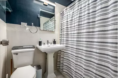 9317 123rd Street, Richmond Hill, NY 11419 - Photo 20