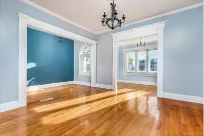 9317 123rd Street, Richmond Hill, NY 11419 - Photo 28