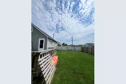 3 Quail Road N, Mastic Beach, NY 11951 - Photo 4