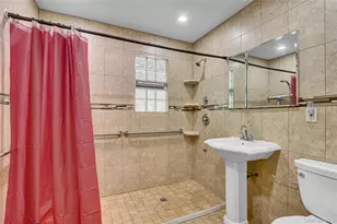 2 Roosevelt Ave, Massapequa Park, NY 11762 - Photo 8