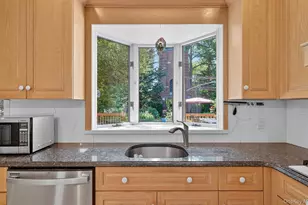 1 Ellen Ct, Glen Cove, NY 11542 - Photo 24