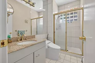 1 Ellen Ct, Glen Cove, NY 11542 - Photo 32