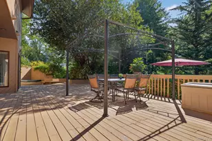 1 Ellen Ct, Glen Cove, NY 11542 - Photo 12