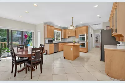 1 Ellen Court, Glen Cove, NY 11542 - Photo 22