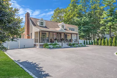 183 Old Country Road, Speonk, NY 11972 - Photo 2