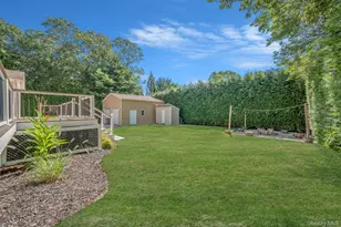 183 Old Country Rd, Speonk, NY 11972 - Photo 6