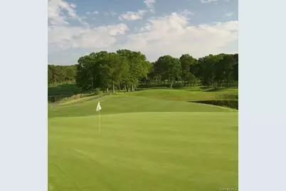 804 Birchwood Park Drive #7, Middle Island, NY 11953 - Photo 18