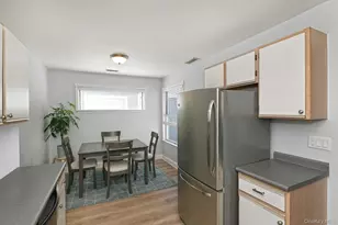 804 Birchwood Park Dr, Middle Island, NY 11953 - Photo 8