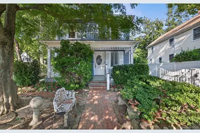 26 Gilbert Street, Northport, NY 11768 - Photo 2