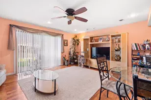 78 Cambridge Dr W, Copiague, NY 11726 - Photo 4