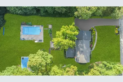 18 Norma Lane, Dix Hills, NY 11746 - Photo 32