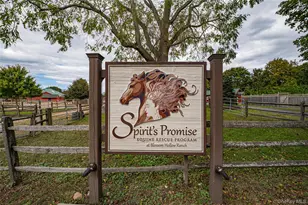 2746 Sound Ave, Riverhead, NY 11901 - Photo 18