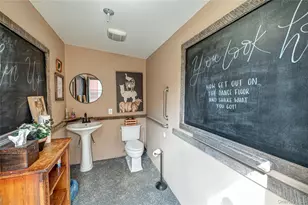 2746 Sound Ave, Riverhead, NY 11901 - Photo 16