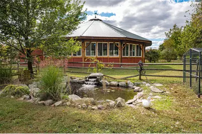 2746 Sound Avenue, Riverhead, NY 11901 - Photo 30